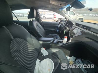 2019 Toyota Camry SE - zdjęcie 8 z 48 - miniatura