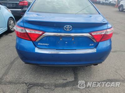 2017 Toyota Camry LE - zdjęcie 16 z 50 - miniatura