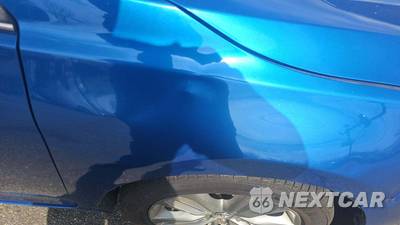 2017 Toyota Camry LE - zdjęcie 26 z 50 - miniatura