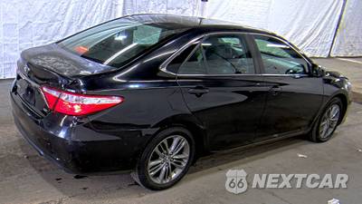 2015 Toyota Camry SE - zdjęcie 4 z 42 - miniatura