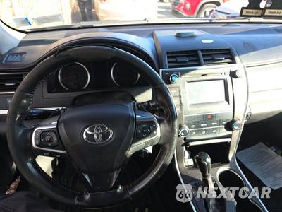 2017 Toyota Camry SE - zdjęcie 11 z 18 - miniatura