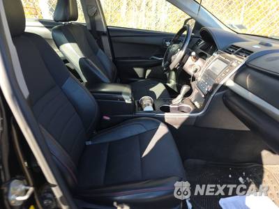 2017 Toyota Camry SE - zdjęcie 8 z 18 - miniatura