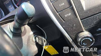 2017 Toyota Camry SE - zdjęcie 19 z 42 - miniatura