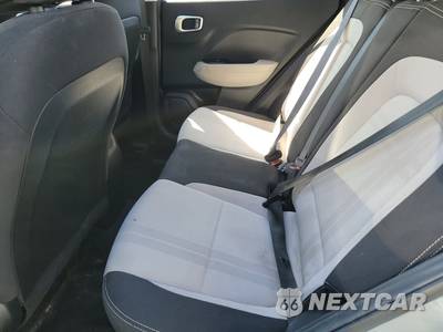 2023 Hyundai Venue SEL - zdjęcie 13 z 20 - miniatura