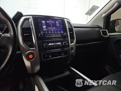 2021 Nissan TITAN SV Crew Cab Short Bed - zdjęcie 11 z 29 - miniatura