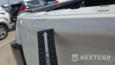 2021 Nissan TITAN SV Crew Cab Short Bed - zdjęcie 24 z 29 - miniatura