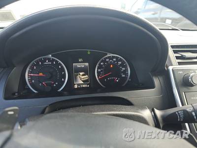 2016 Toyota Camry SE - zdjęcie 12 z 35 - miniatura