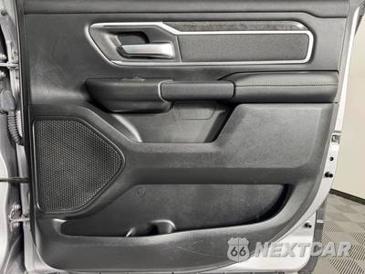 2020 Ram 1500 Big Horn Crew Cab Short Bed - zdjęcie 39 z 43 - miniatura