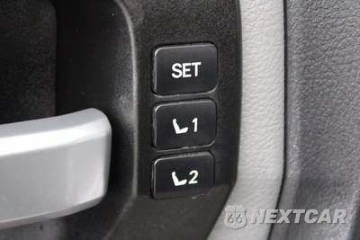 2016 Toyota Sequoia Platinum - zdjęcie 49 z 50 - miniatura