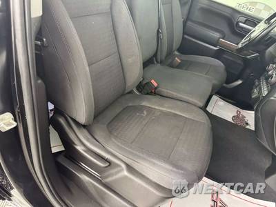 2021 Chevrolet Silverado 1500 RST Extended Cab Medium Bed 1SP - zdjęcie 33 z 44 - miniatura