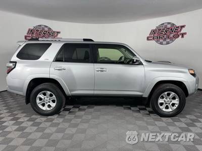 2023 Toyota 4Runner SR5 - zdjęcie 8 z 46 - miniatura