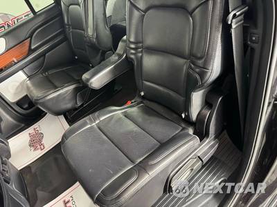 2020 Lincoln Navigator L Reserve - zdjęcie 39 z 50 - miniatura