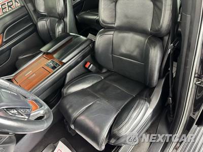 2020 Lincoln Navigator L Reserve - zdjęcie 37 z 50 - miniatura