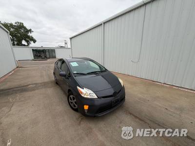 2015 Toyota Prius Two - zdjęcie 2 z 51 - miniatura
