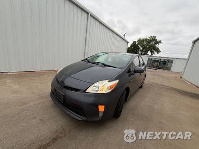 2015 Toyota Prius Two - zdjęcie 5 z 51 - miniatura
