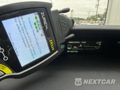 2015 Toyota Prius Two - zdjęcie 20 z 51 - miniatura
