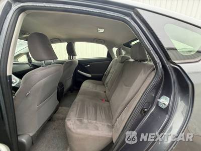 2015 Toyota Prius Two - zdjęcie 41 z 51 - miniatura