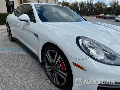 2015 Porsche Panamera GTS - zdjęcie 17 z 50 - miniatura