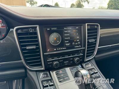 2015 Porsche Panamera GTS - zdjęcie 38 z 50 - miniatura