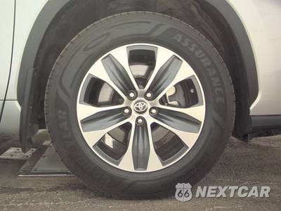 2022 Toyota Highlander XLE - zdjęcie 10 z 29 - miniatura