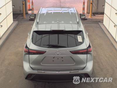 2022 Toyota Highlander XLE - zdjęcie 6 z 29 - miniatura