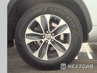 2022 Toyota Highlander XLE - zdjęcie 11 z 29 - miniatura