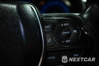 2020 Toyota Camry SE - zdjęcie 18 z 28 - miniatura