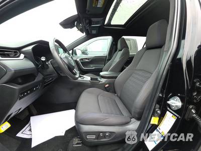 2022 Toyota RAV4 Hybrid SE - zdjęcie 7 z 37 - miniatura