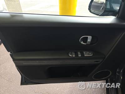2024 Hyundai IONIQ 5 Limited - zdjęcie 9 z 34 - miniatura