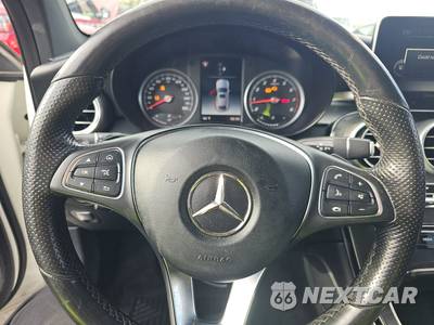 2018 Mercedes-Benz GLC 300 4MATIC - zdjęcie 10 z 29 - miniatura