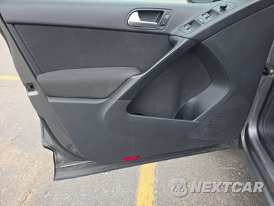 2013 Volkswagen Tiguan S - zdjęcie 9 z 18 - miniatura
