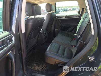 2016 Volkswagen Touareg V6 Executive - zdjęcie 13 z 18 - miniatura