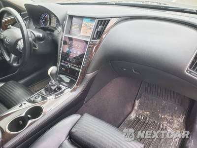 2015 INFINITI Q50S 3.7 - zdjęcie 31 z 39 - miniatura