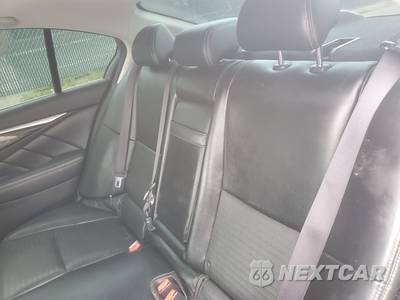 2015 INFINITI Q50S 3.7 - zdjęcie 37 z 39 - miniatura