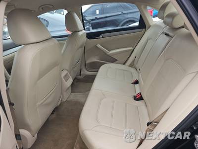 2015 Volkswagen Passat 1.8T Limited Edition - zdjęcie 13 z 25 - miniatura