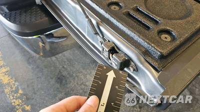 2018 Nissan TITAN PRO-4X Crew Cab Extra Short Bed - zdjęcie 8 z 14 - miniatura
