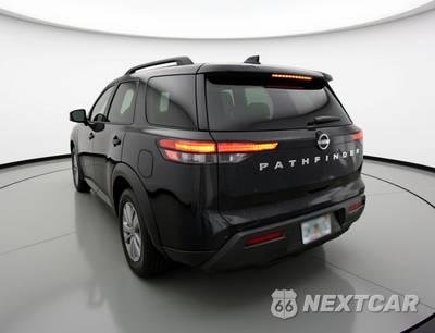2025 Nissan Pathfinder SV - zdjęcie 5 z 12 - miniatura