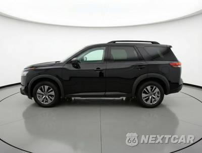 2025 Nissan Pathfinder SV - zdjęcie 4 z 12 - miniatura
