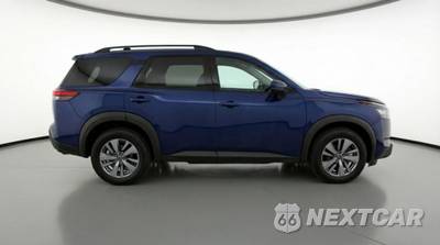 2025 Nissan Pathfinder SV - zdjęcie 8 z 12 - miniatura