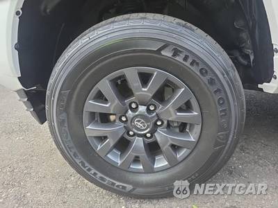 2023 Toyota Tacoma SR5 Crew Cab Medium Bed - zdjęcie 8 z 21 - miniatura