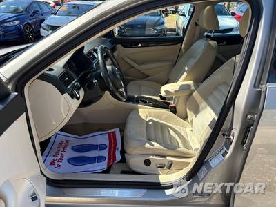 2014 Volkswagen Passat TDI SEL Premium - zdjęcie 11 z 30 - miniatura