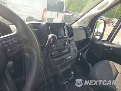 2025 Ram ProMaster 2500 Cargo Van Tradesman w/Passenger Seat Low Roof 136.0" WB - zdjęcie 11 z 26 - miniatura