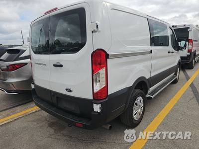 2025 Ford Transit 250 Cargo Van Low Roof 130.0" WB - zdjęcie 4 z 30 - miniatura