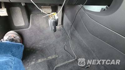 2014 Hyundai Azera Limited - zdjęcie 18 z 33 - miniatura