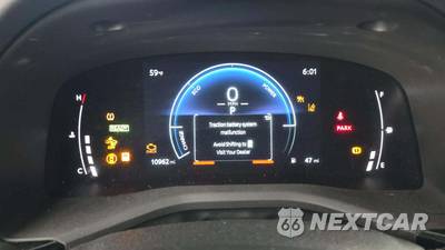 2025 Toyota Camry SE - zdjęcie 14 z 16 - miniatura