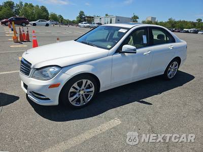 2013 Mercedes-Benz C 300 4MATIC Sedan - zdjęcie 1 z 29 - miniatura