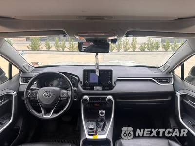 2019 Toyota RAV4 Limited - zdjęcie 8 z 18 - miniatura