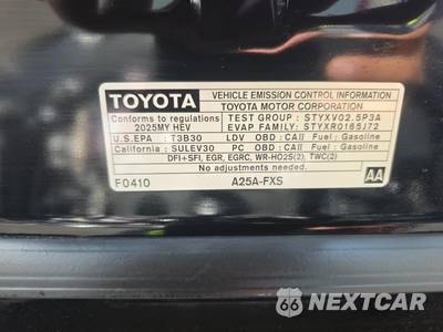 2025 Toyota Camry SE - zdjęcie 23 z 24 - miniatura