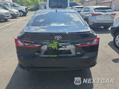 2025 Toyota Camry SE - zdjęcie 5 z 24 - miniatura