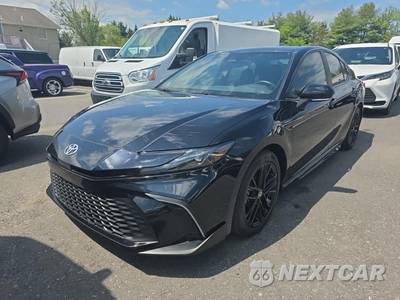 2025 Toyota Camry SE - zdjęcie 1 z 24 - miniatura